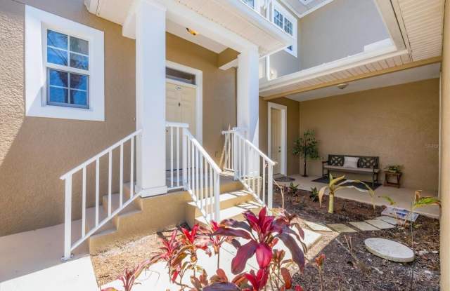 10720 LEMON CREEK LOOP