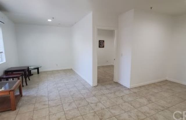 3821 W Clark Avenue - 3821 West Clark Avenue, Burbank, CA 91505