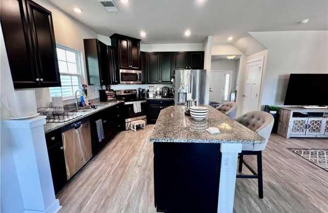 2872 Greenwood Drive