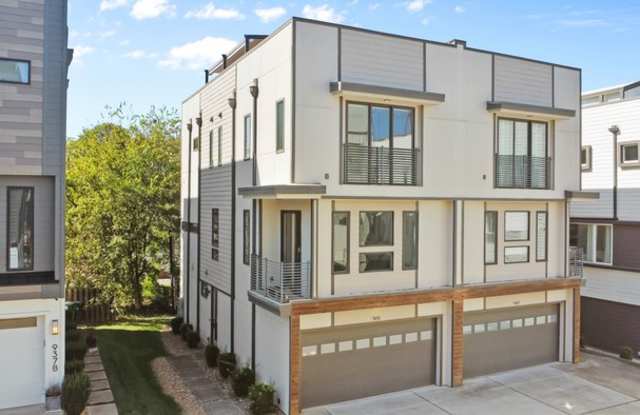 Photo of 945 Westbrook Drive