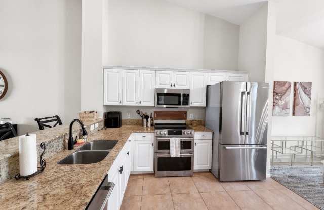 2 Bed + Flex, 2 Bath Fully Furnished Annual Rental