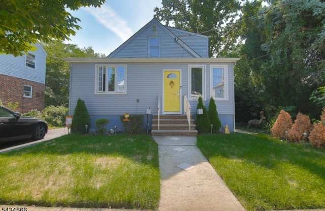 433 Ainsworth St