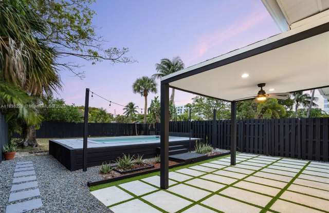 1817 Northeast 2nd Street