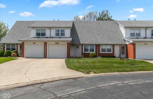 548 Paradise Way W