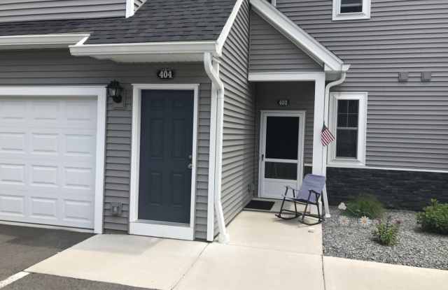 2077 Community Ln