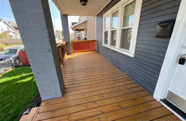 149 South Ogden Avenue