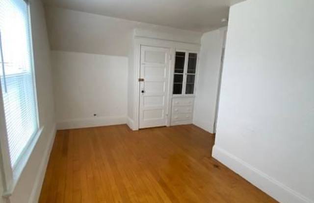 493-495 Belmont St.