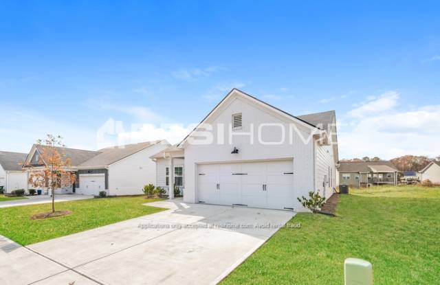 Photo of 485 Soldiers Pathway