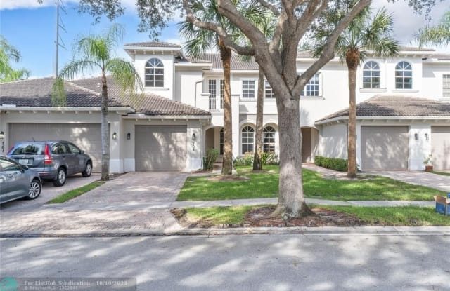 6365 Bella Cir - 6365 Bella Circle, Palm Beach County, FL 33437