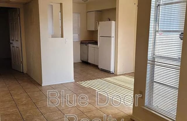 4601 Carlisle H-3 - 4601 Carlisle Boulevard Northeast, Albuquerque, NM 87109