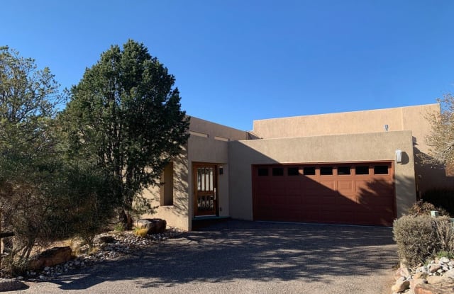 1912 Quail Run Rd NE - 1912 Quail Run Road Northeast, Sandia Heights, NM 87122