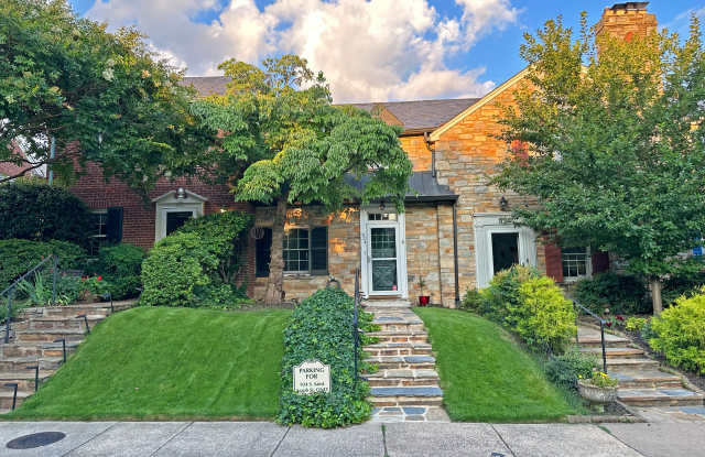 924 South Saint Asaph Street