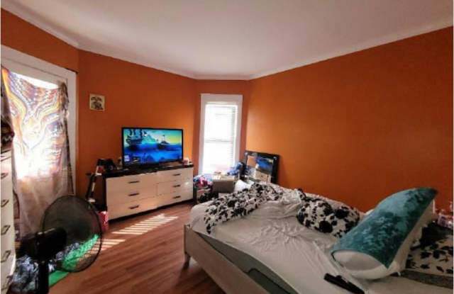 1006 Campbell Avenue Southwest