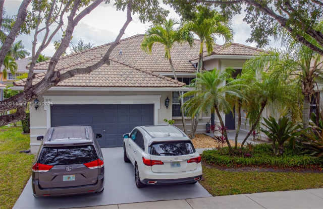Photo of 3833 Heron Ridge Ln