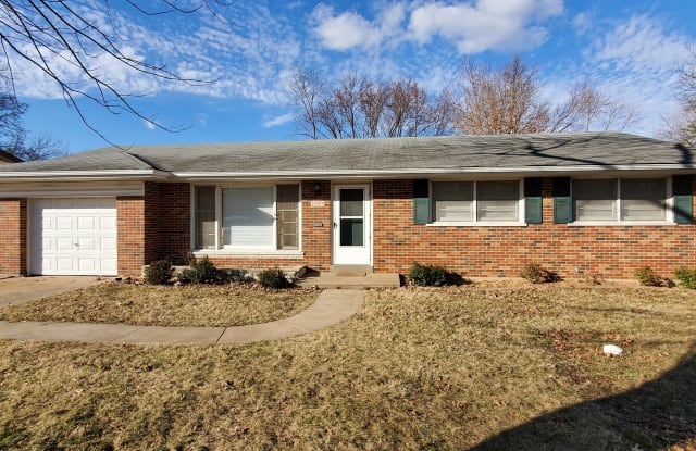 1625 Saint Loretto Drive - 1625 Saint Loretto Drive, Florissant, MO 63033