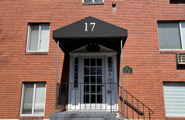 Photo of 17 Ferris Ave