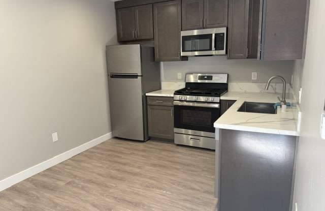 1112 South Ditmar Street - 1Unit 3
