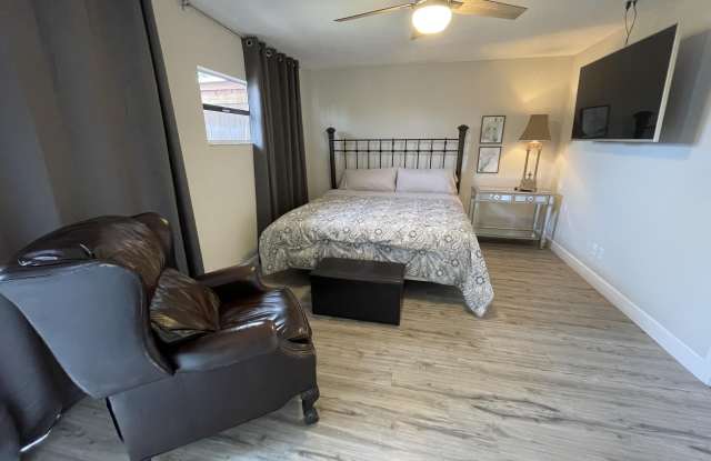 1196 The 12th Fairway