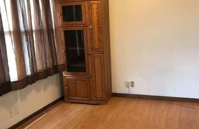 2 Bedroom Canton Home for Rent
