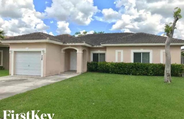 428 Southeast 12th Terrace - 428 Southeast 12th Terrace, Homestead, FL 33033