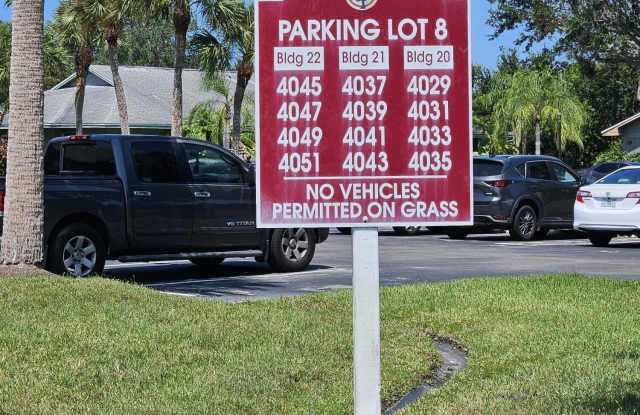 4031 NW Cinnamon Tree Circle