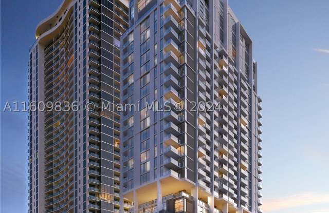 1642 NE 1st Ave