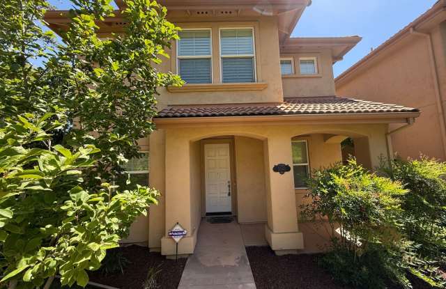 Charming Luxury Home near Downtown  Shopping