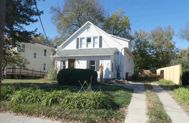 307 N Tenth