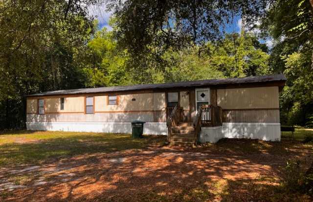 Singlewide MH for Rent North Wakulla County - 96 Sugar Cane Lane, Wakulla County, FL 32327