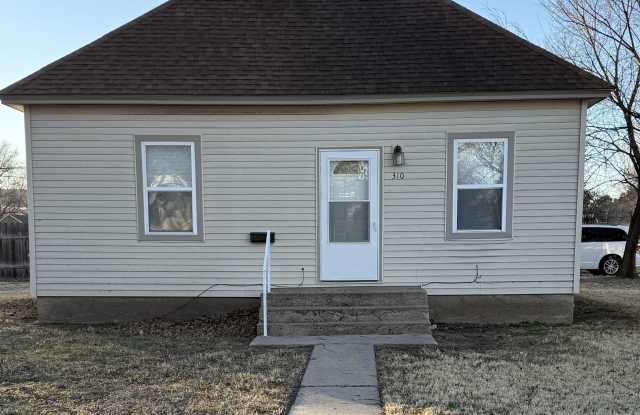 Photo of 310 North Goethe Avenue