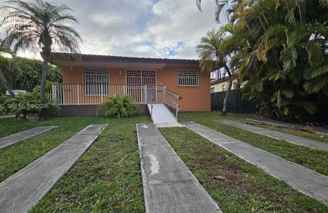 Photo of 2912 SW 38th Ct