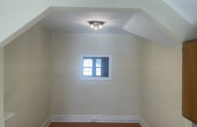 219 Montague Street - 5