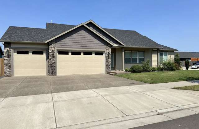 Photo of 823 Riley Drive Northeast