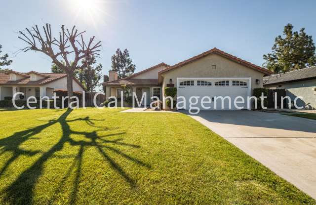 4 Bedroom/2 Bath Home in Desired Riverlakes Community - $2495 per month!