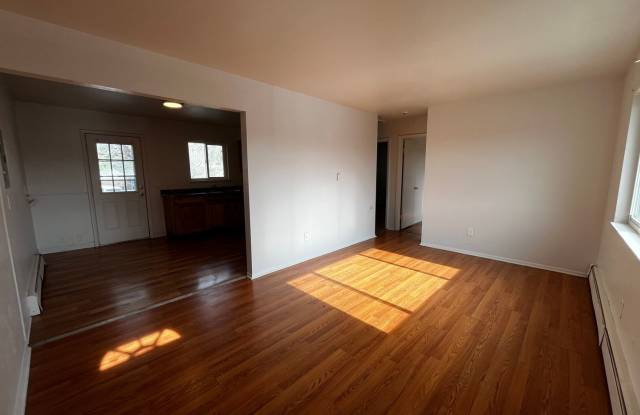 Westminster 2-bedroom 1 bath available now!