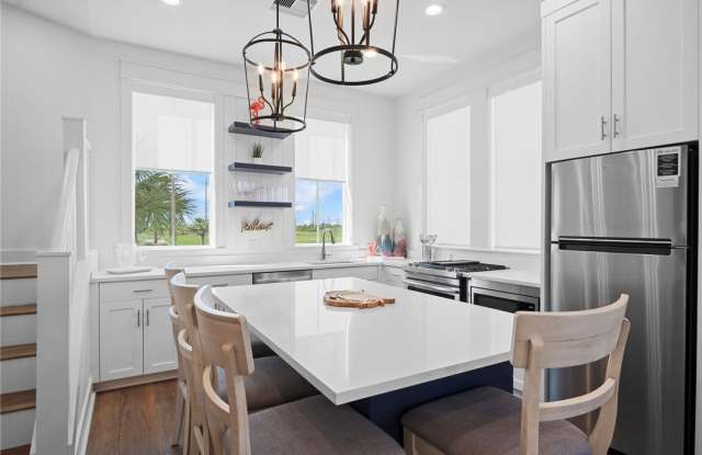 214 Sunset Avenue unit: 2