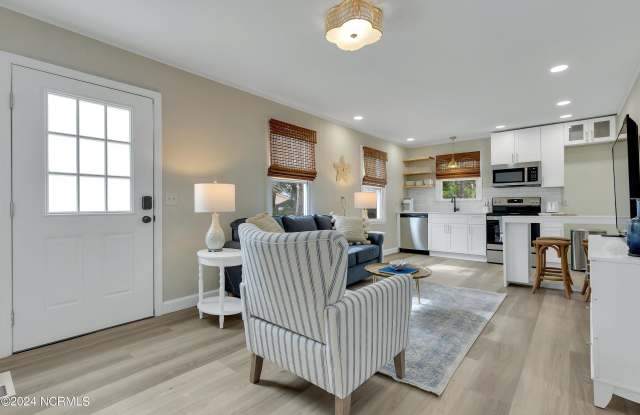 111 NE 19th Street unit: D