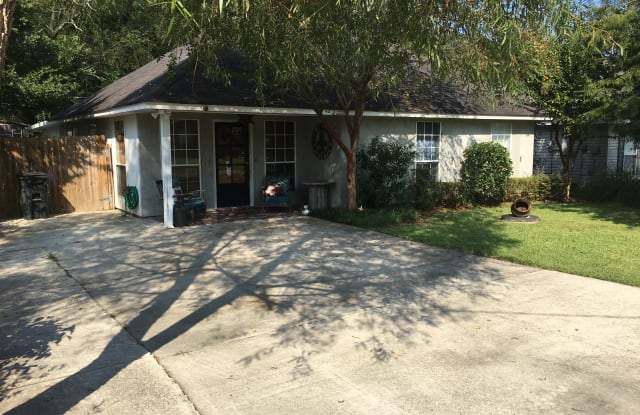 70147 8th St - 70147 8th Street, St. Tammany County, LA 70433