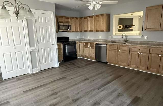 4024 Lucerne Court unit: A