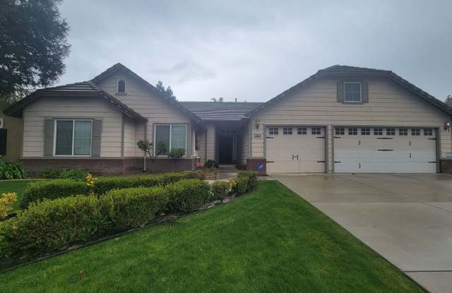 10919 Golden Valley Dr., Bakersfield, CA 93311