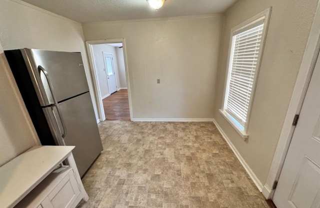 1102 Santa Clara Drive