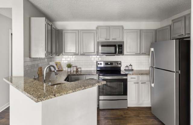 Photo of Bay Club Apartments