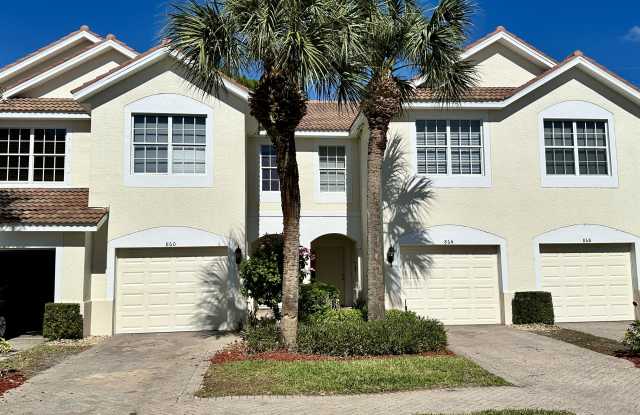 Photo of 860 Hampton Cir