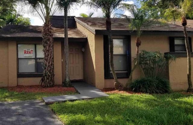 12716 SW 68 Terr. - 12716 Southwest 68th Terrace, Kendale Lakes, FL 33183