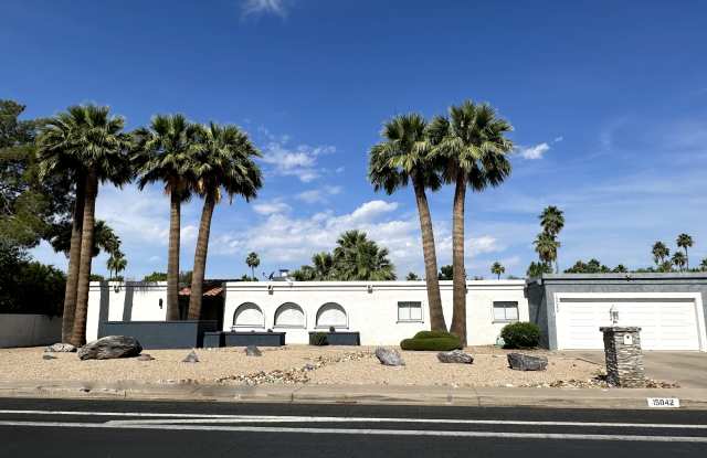 15042 N Moon Valley Dr