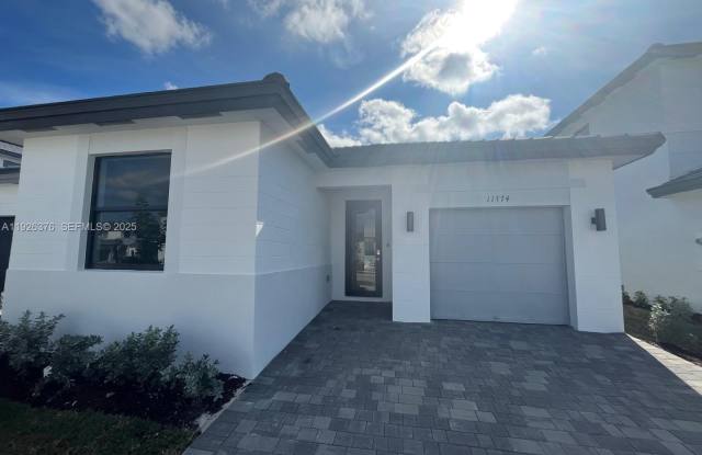 Photo of 11774 SW 231 Ln