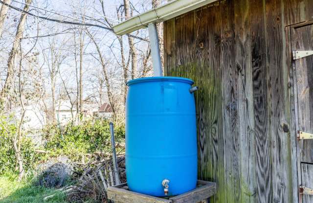 Large 3 bedroom 2 bath house