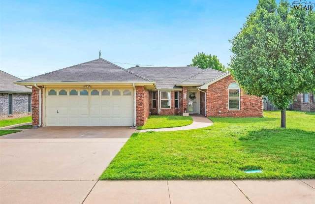 5537 LUCKY LANE