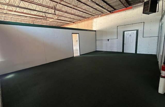 4408 S Robinson Avenue