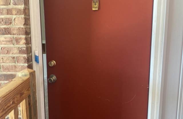 1205 University Ter Apt I